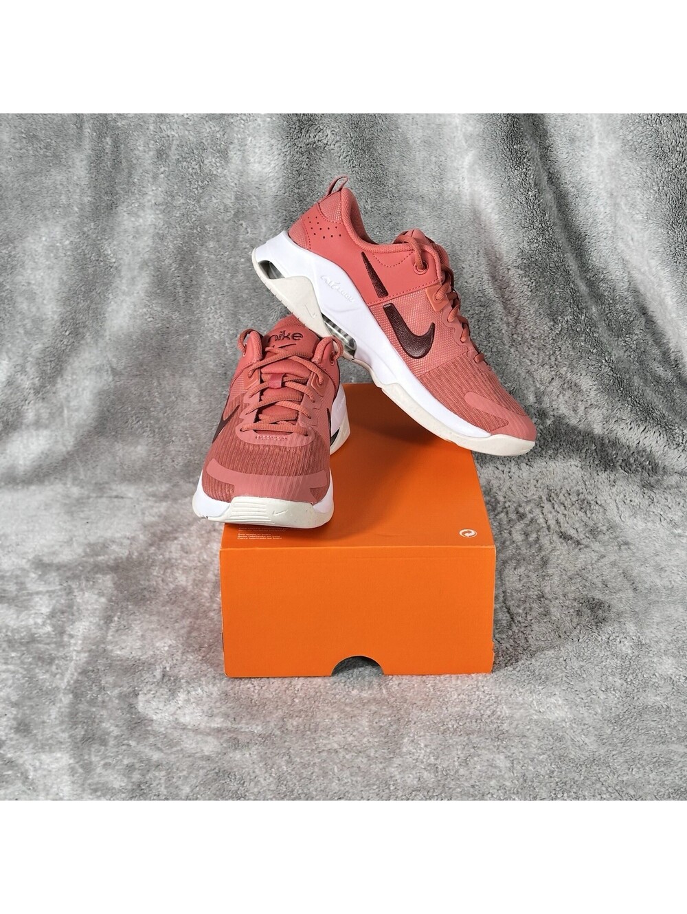 Nike Air Zoom Bella 6 Womens Size 9 Training Shoes Pink Colorway DR5720 602 NEW